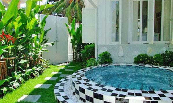 The Hen Hua Hin Otel Dış mekan fotoğraf